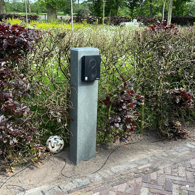 EV-Go | Universele Kunststof Montagepaal - Regel je Laadpaal